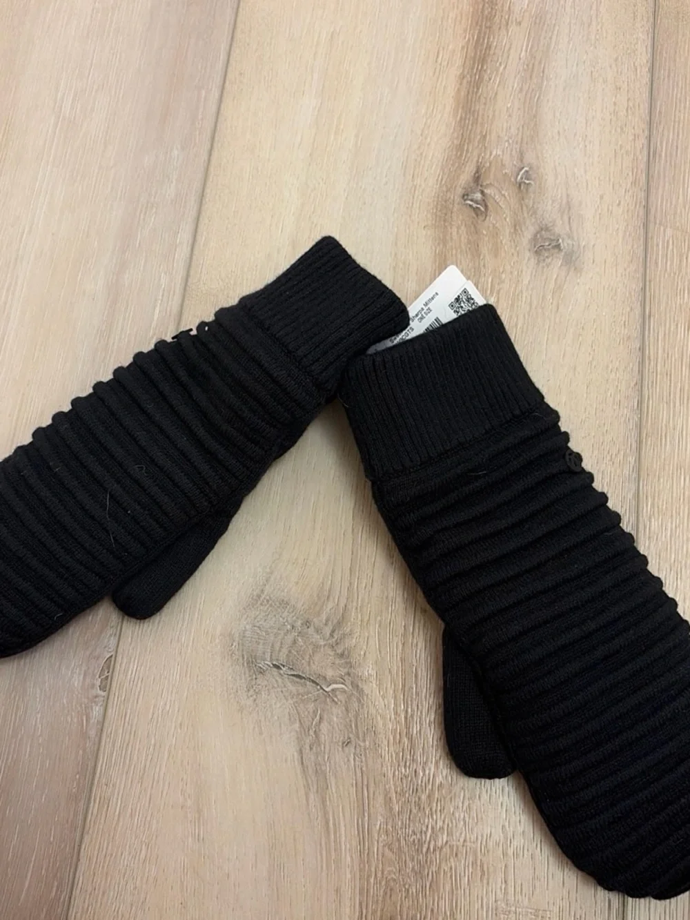 Black Knit Mittens - Classic Winter Gloves